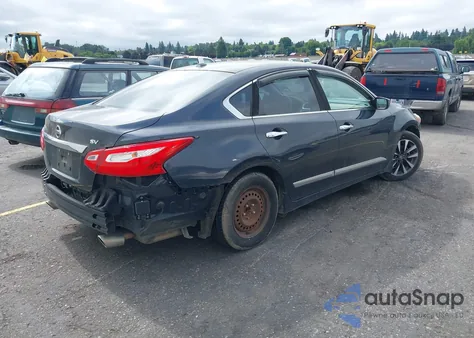 2016 Nissan Altima 2.5 Sv z USA, uszkodzony, nr VIN 1N4AL3AP7GC121177